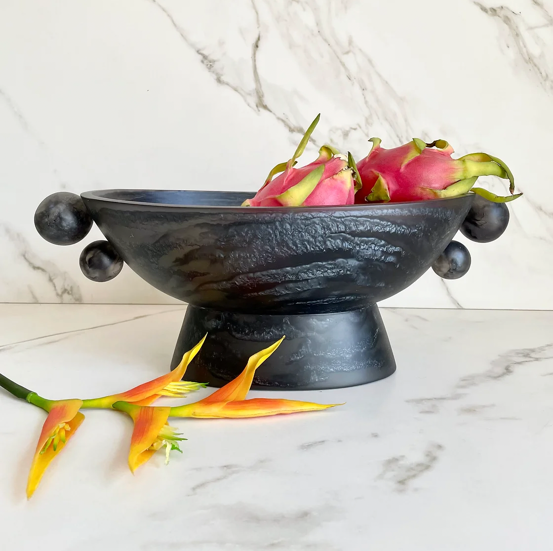 UBHAL Oval Pedestal Black