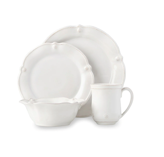 Berry & Thread Flared 4pc Setting - Whitewash